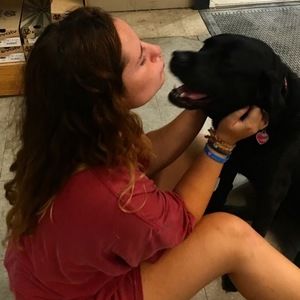 Meet your Posher, Chloe